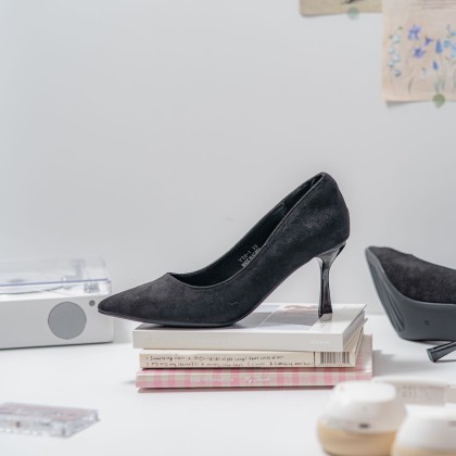 Monochrome Stiletto Heel 单色细跟款 Monochrome Stiletto Heel 单色细跟款